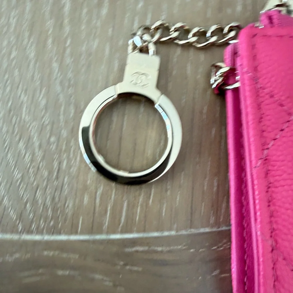 Chanel NEW caviar RARE Pink Quilted Key Holder Case 22k full set - Picture 9 of 10